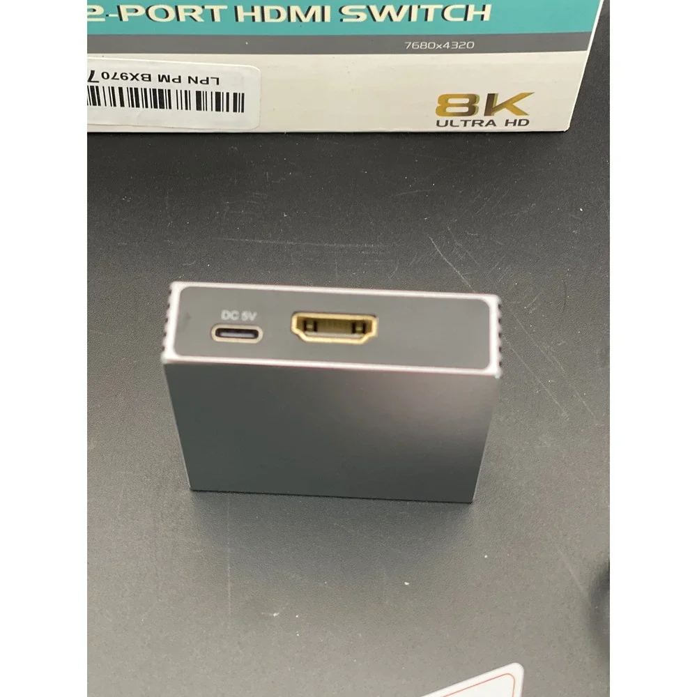 GiantMatrix 2-Port HDMI Switch 8K 60Hz 4K 120Hz Splitter Silver Excellent‎